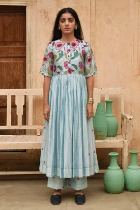 Blue Daisy Floral Print Chanderi Kurta Set