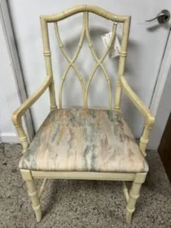 Chippendale Vintage Offwhite Chair