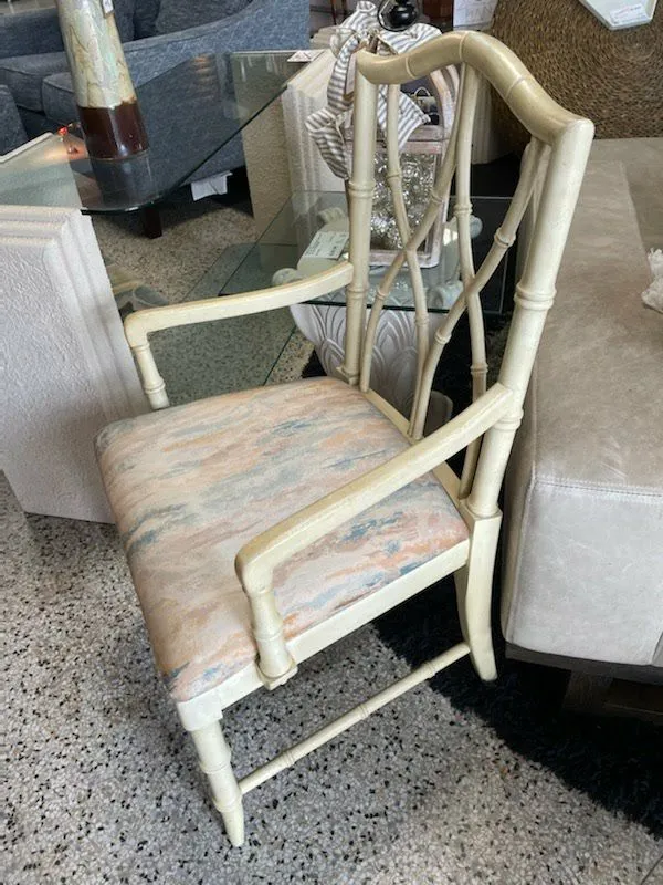 Chippendale Vintage Offwhite Chair