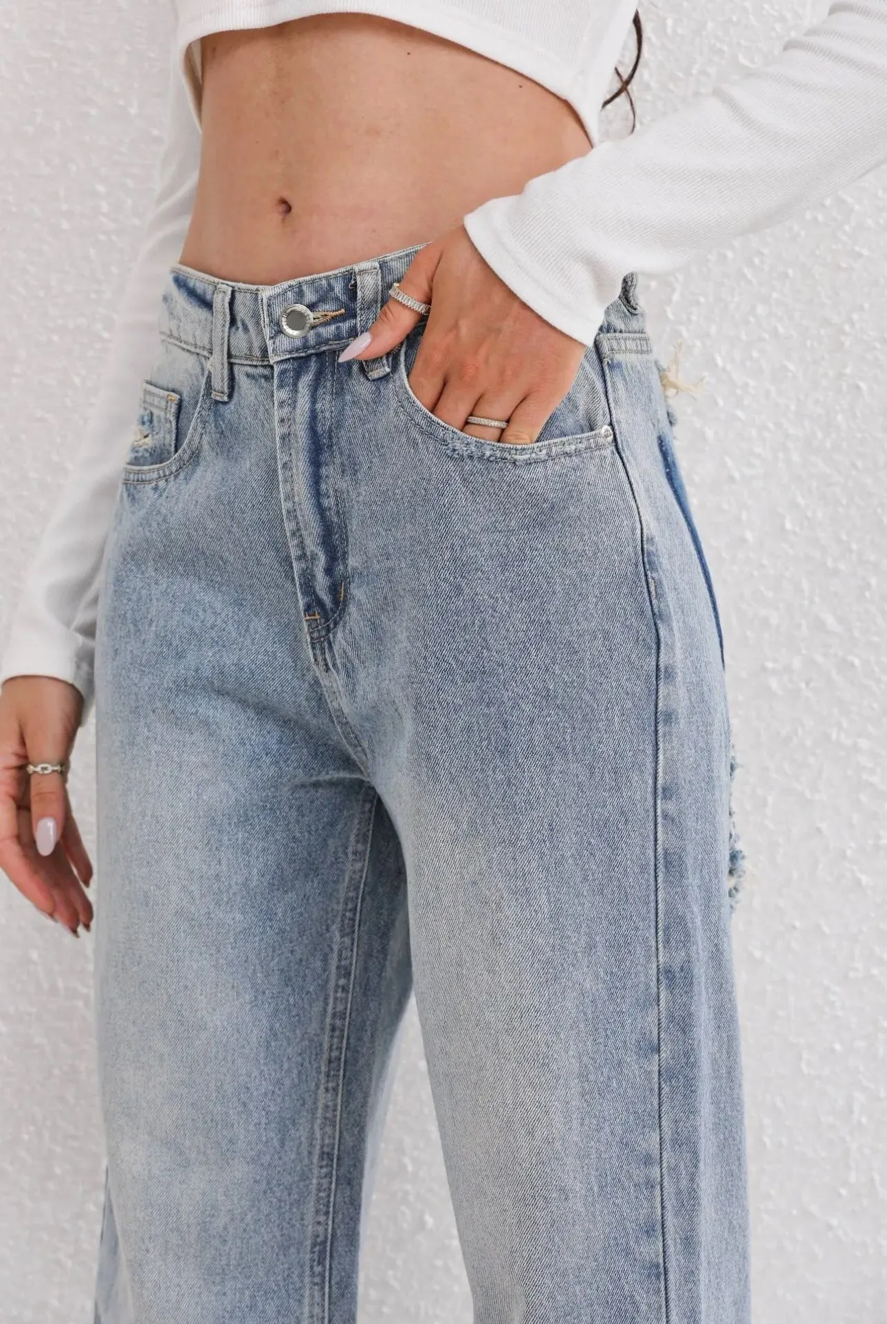 Erin Ripped Pocket denim jean