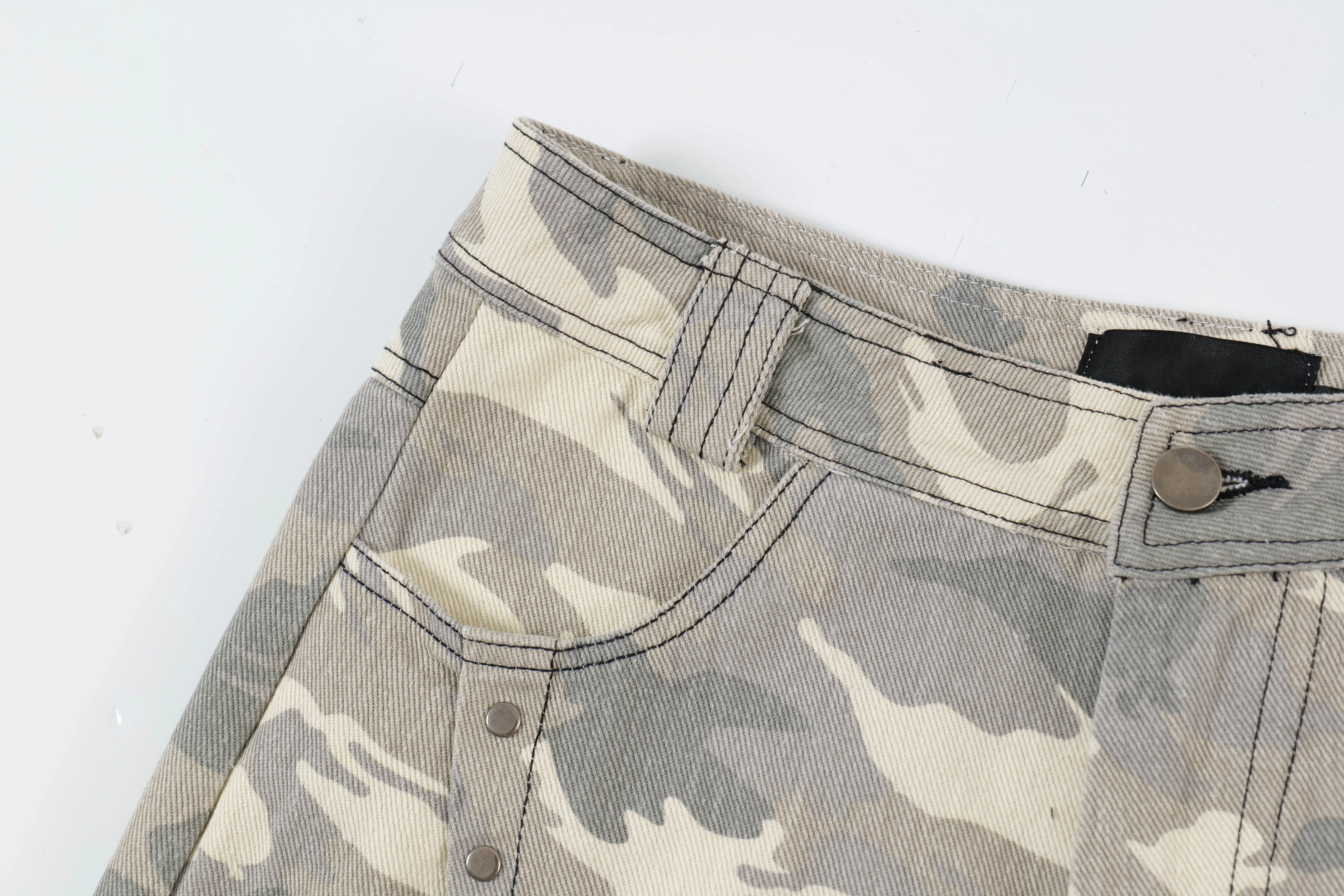 Faire Echo High-Street Camo Cargo Jeans