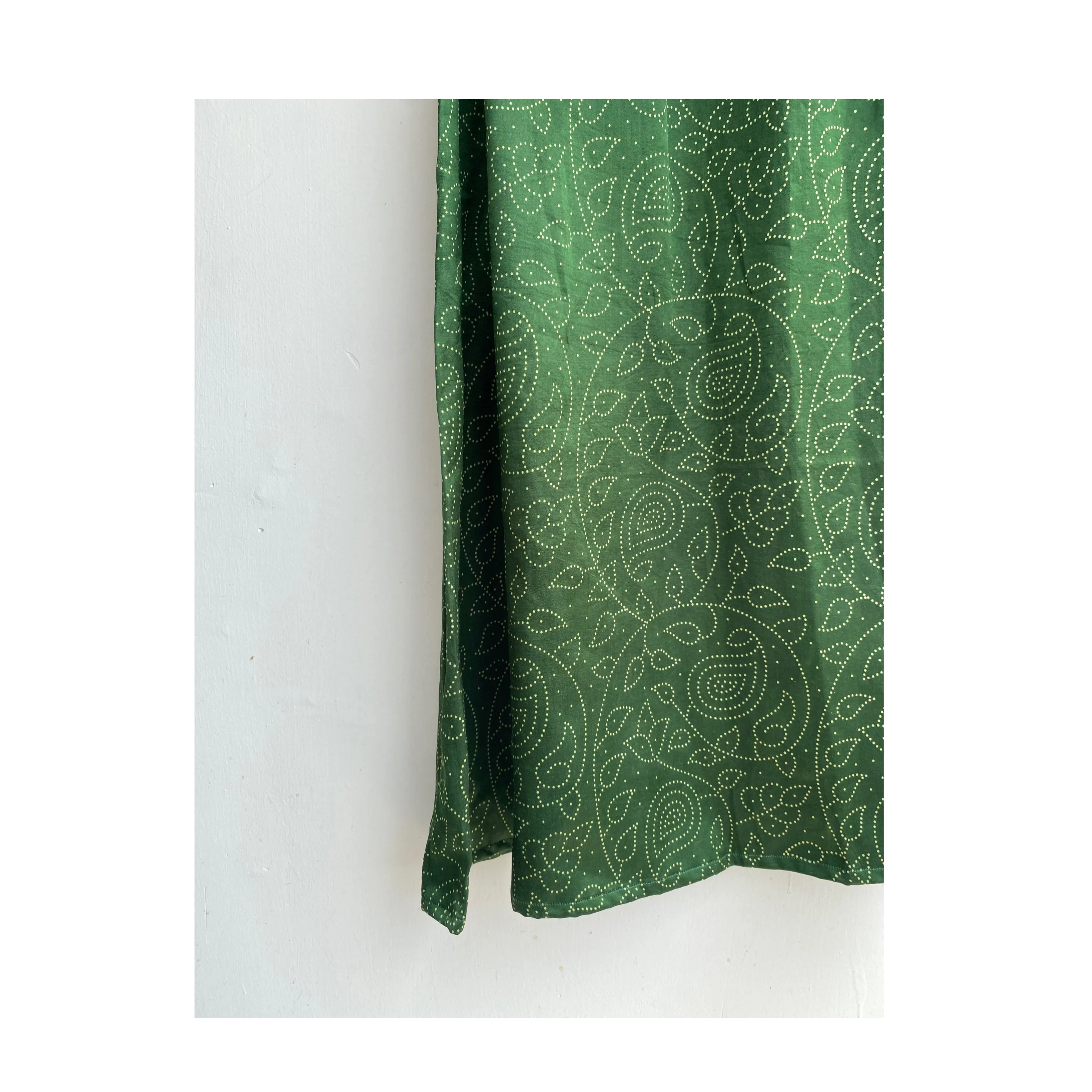 Green paisley bandhani skirt