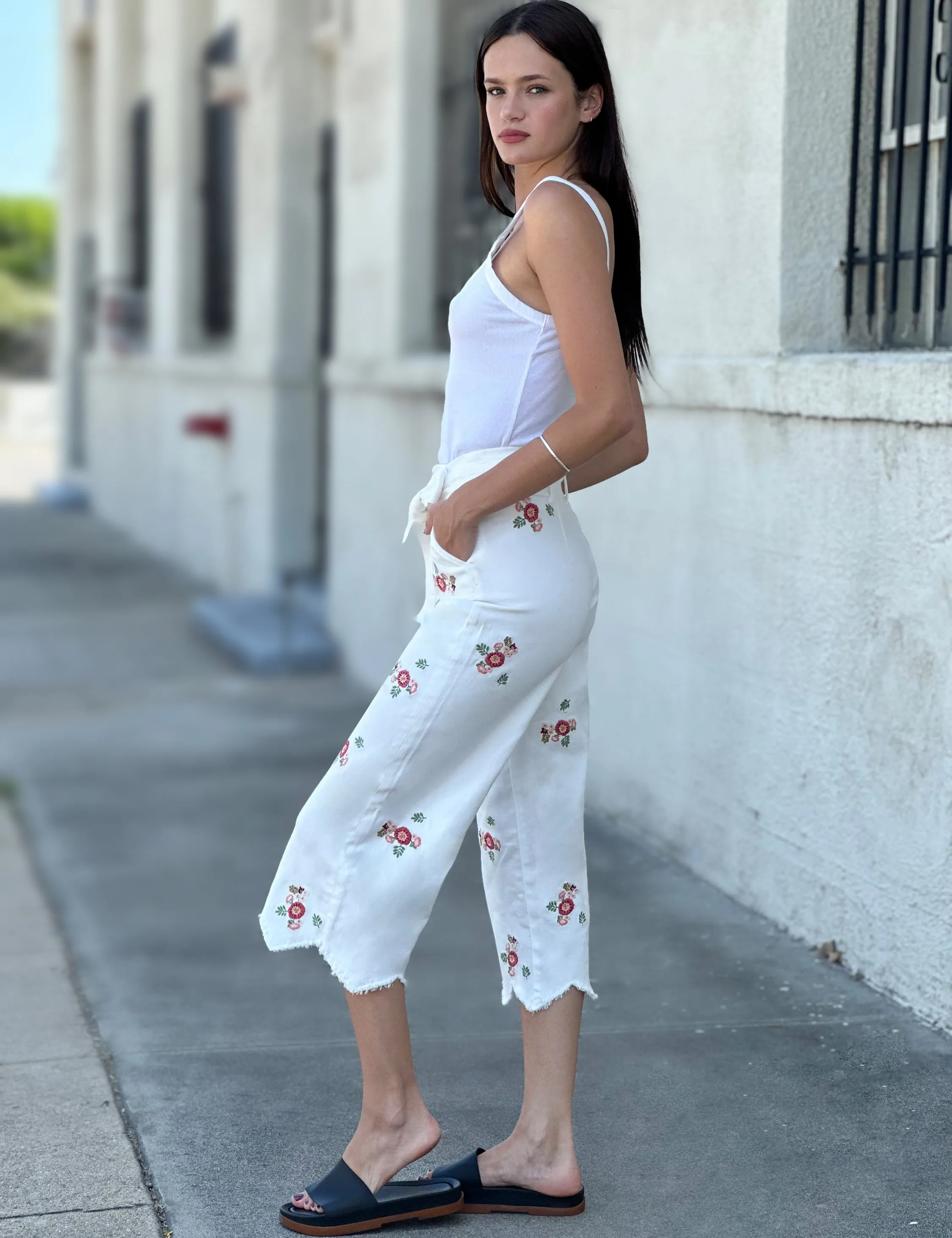 High-Rise Flower Power Embroidered Jeans