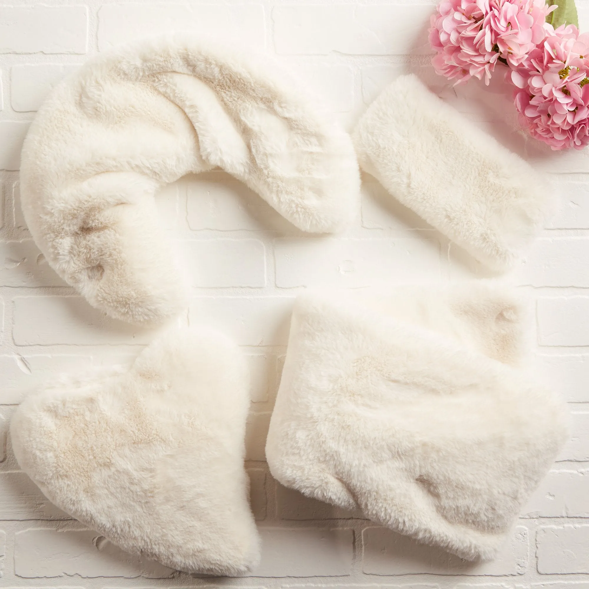 Hot/Cold - Heart Warmer - Ultra Luxe Plush Cream