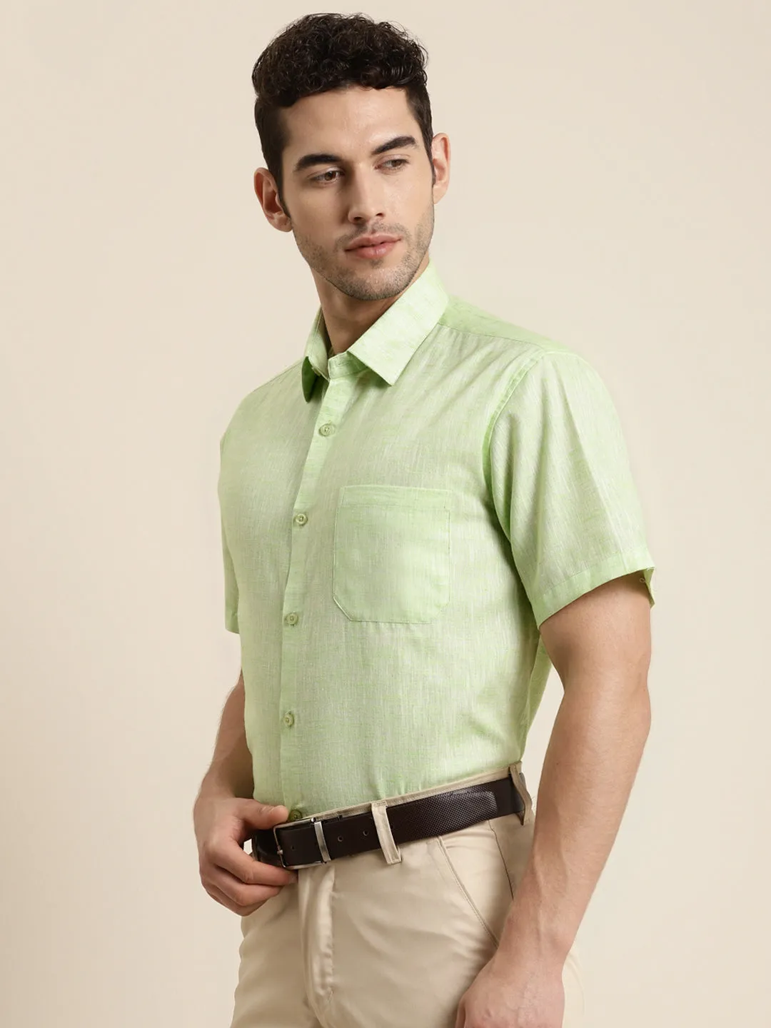 Men's Cotton Blend Lime Green Half sleeves Casual Shirt