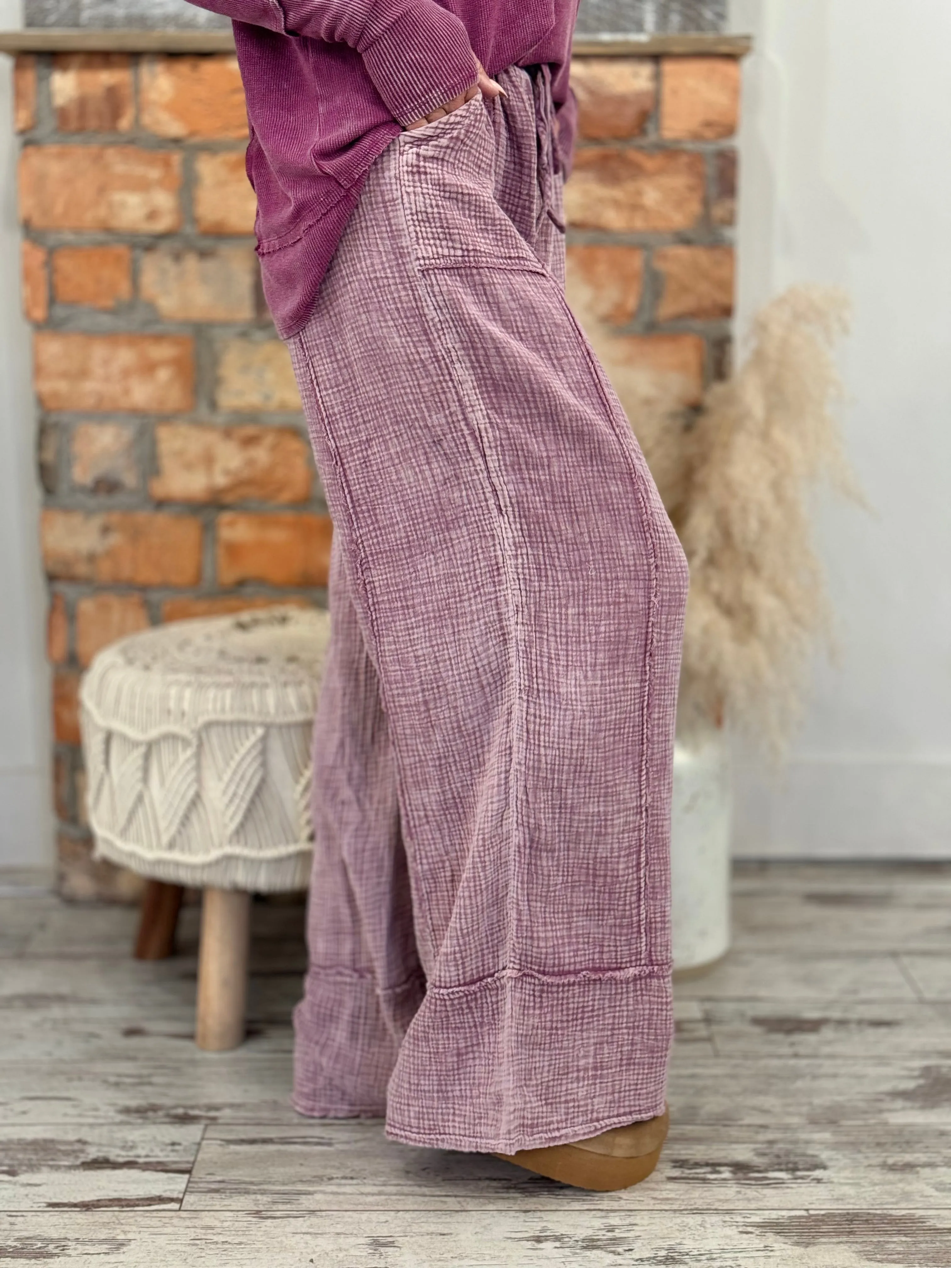 Raw Edge Gauze Cargo Pants | Mauve