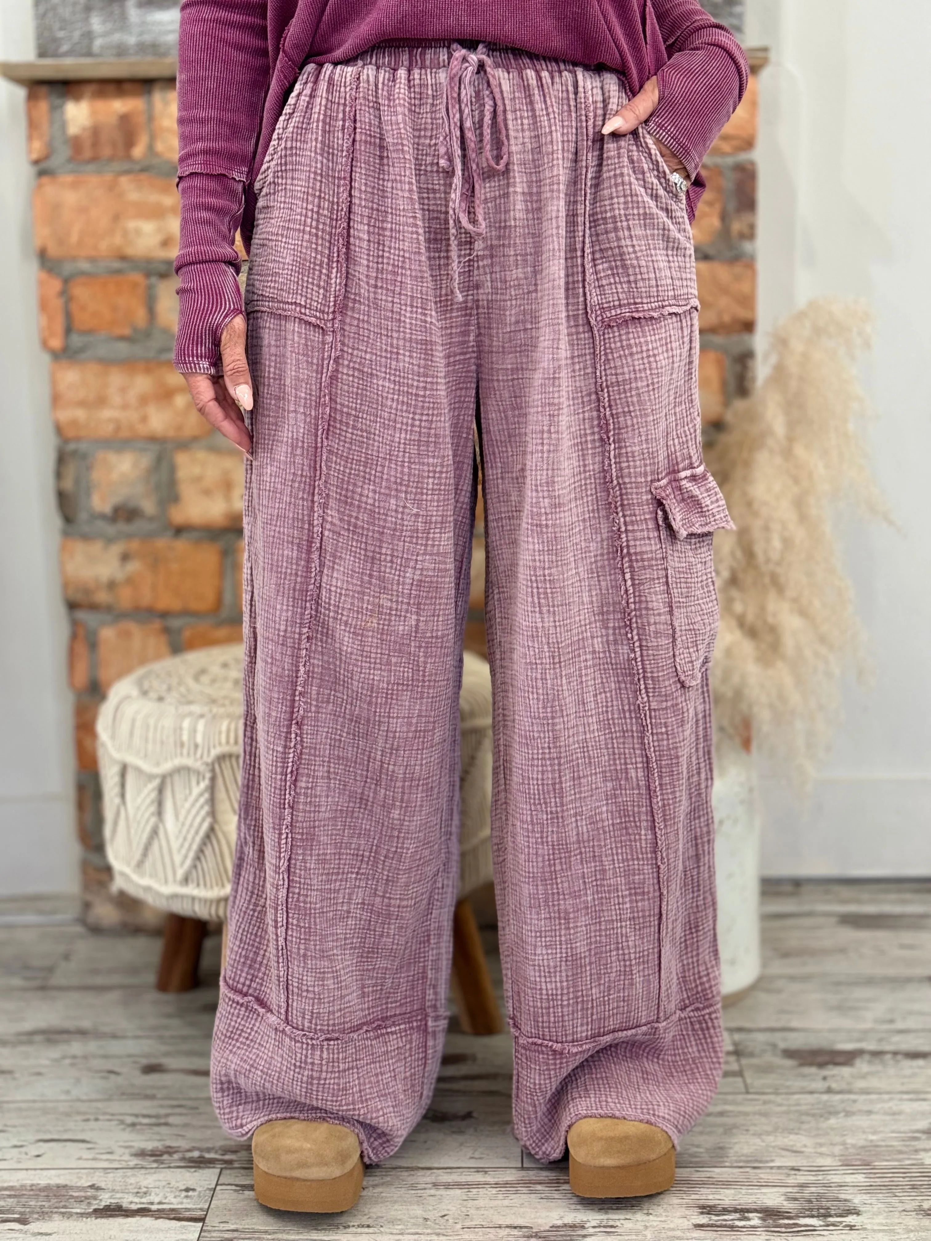 Raw Edge Gauze Cargo Pants | Mauve