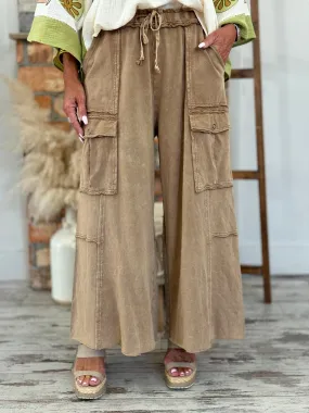 Reverse Stitch Cargo Wide Leg Pants in Latte