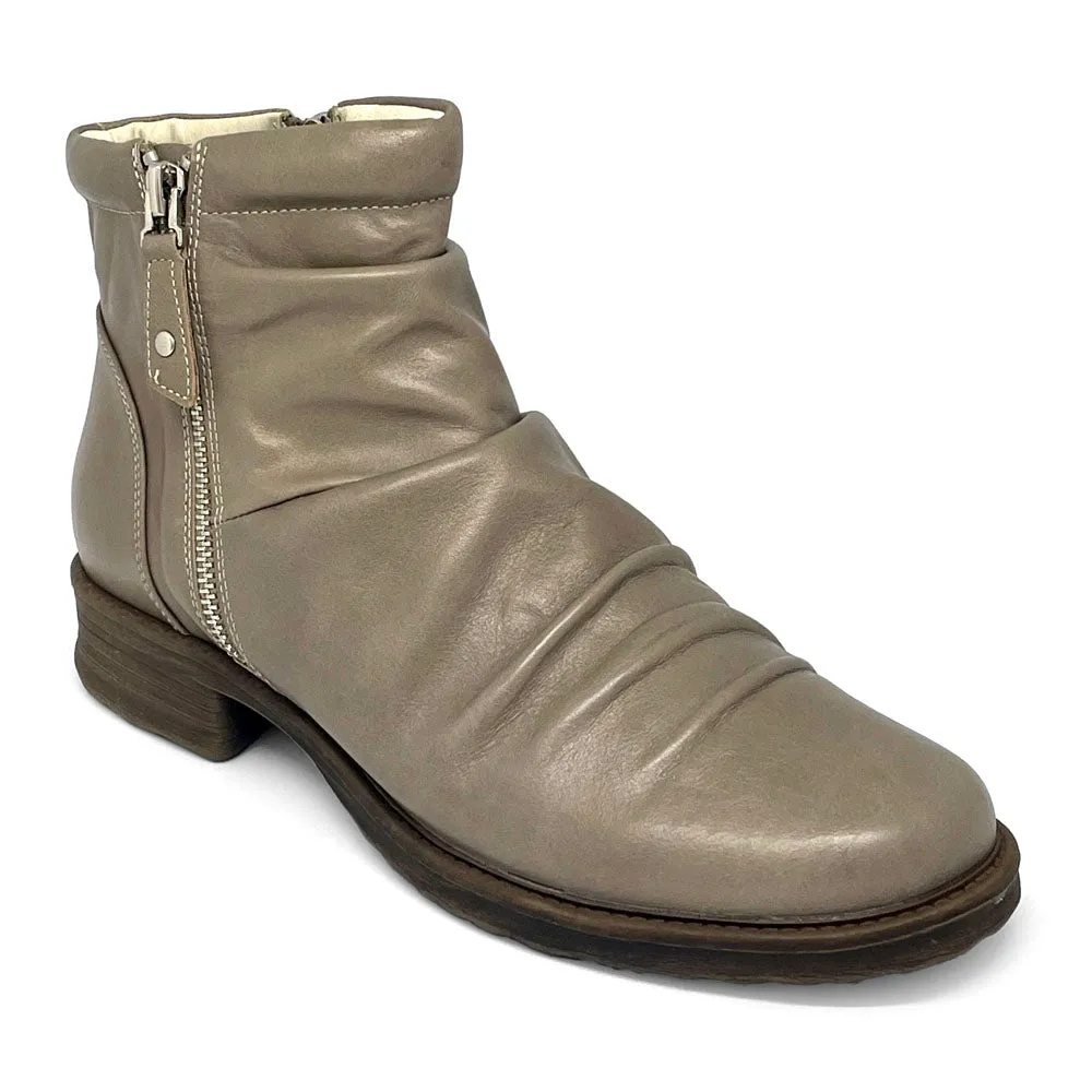 Silver Lining Women's Tamara Taupe