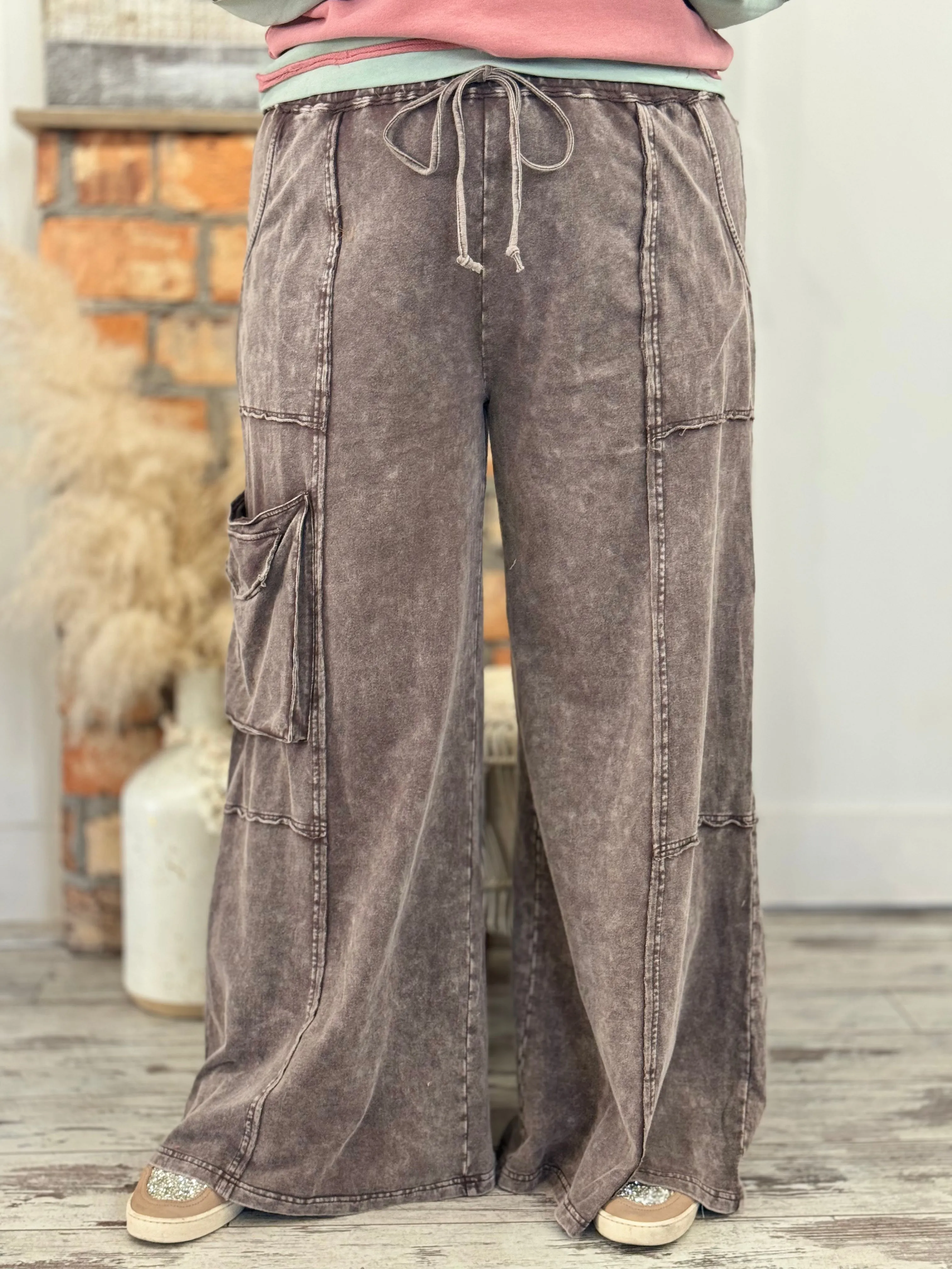 Washed Cargo Wide Leg Comfy Pants in Mocha