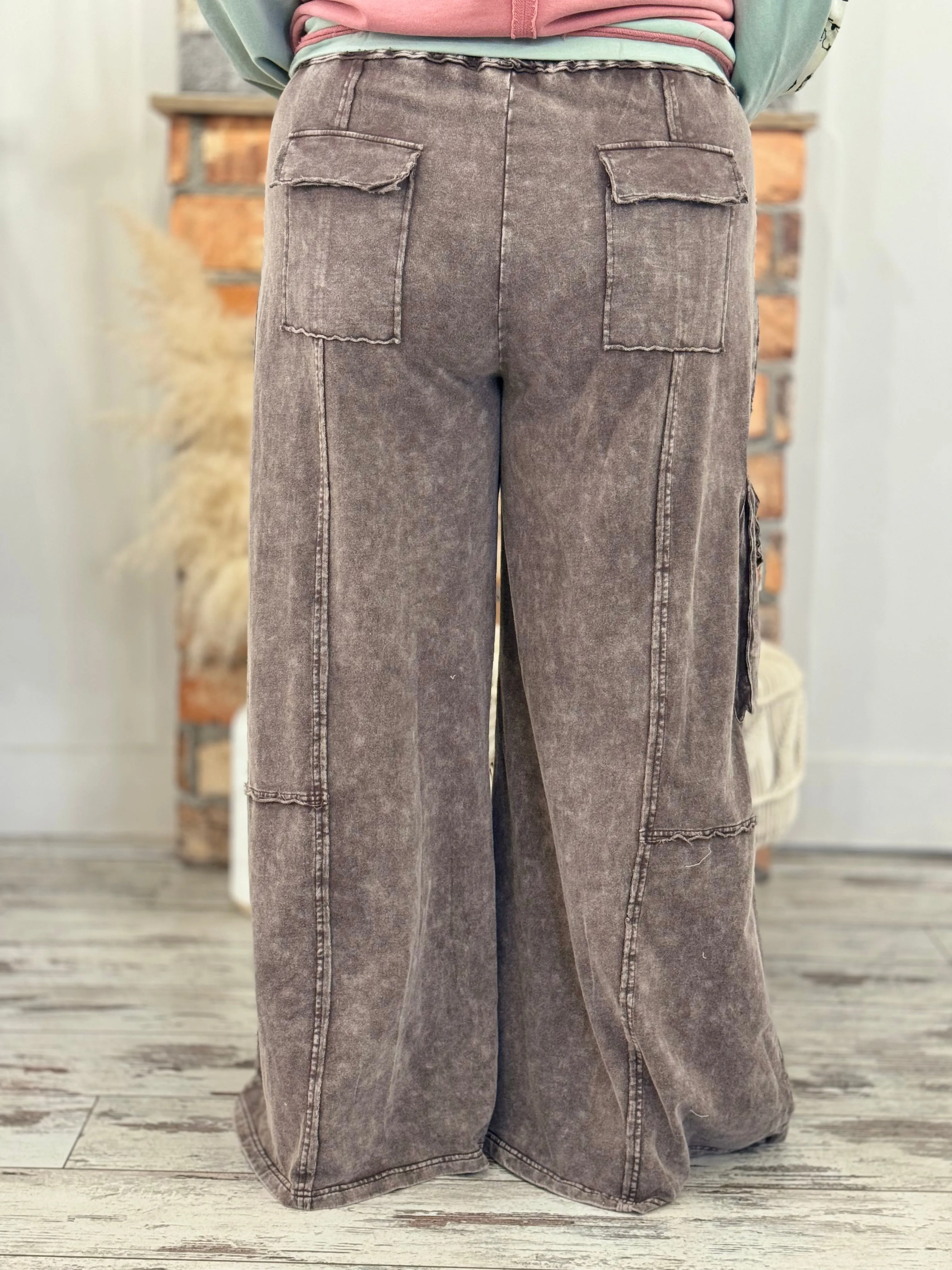 Washed Cargo Wide Leg Comfy Pants in Mocha