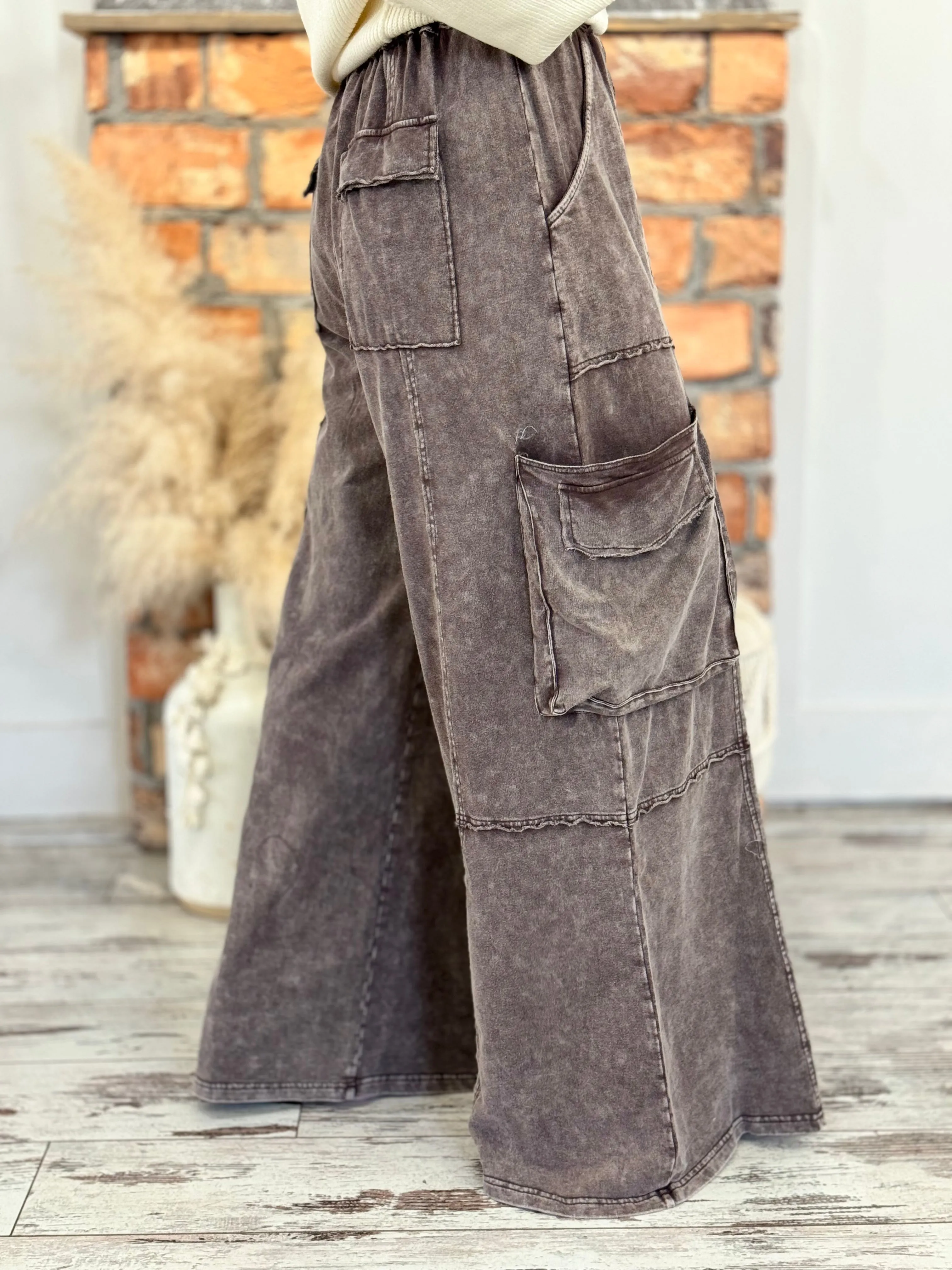 Washed Cargo Wide Leg Comfy Pants in Mocha