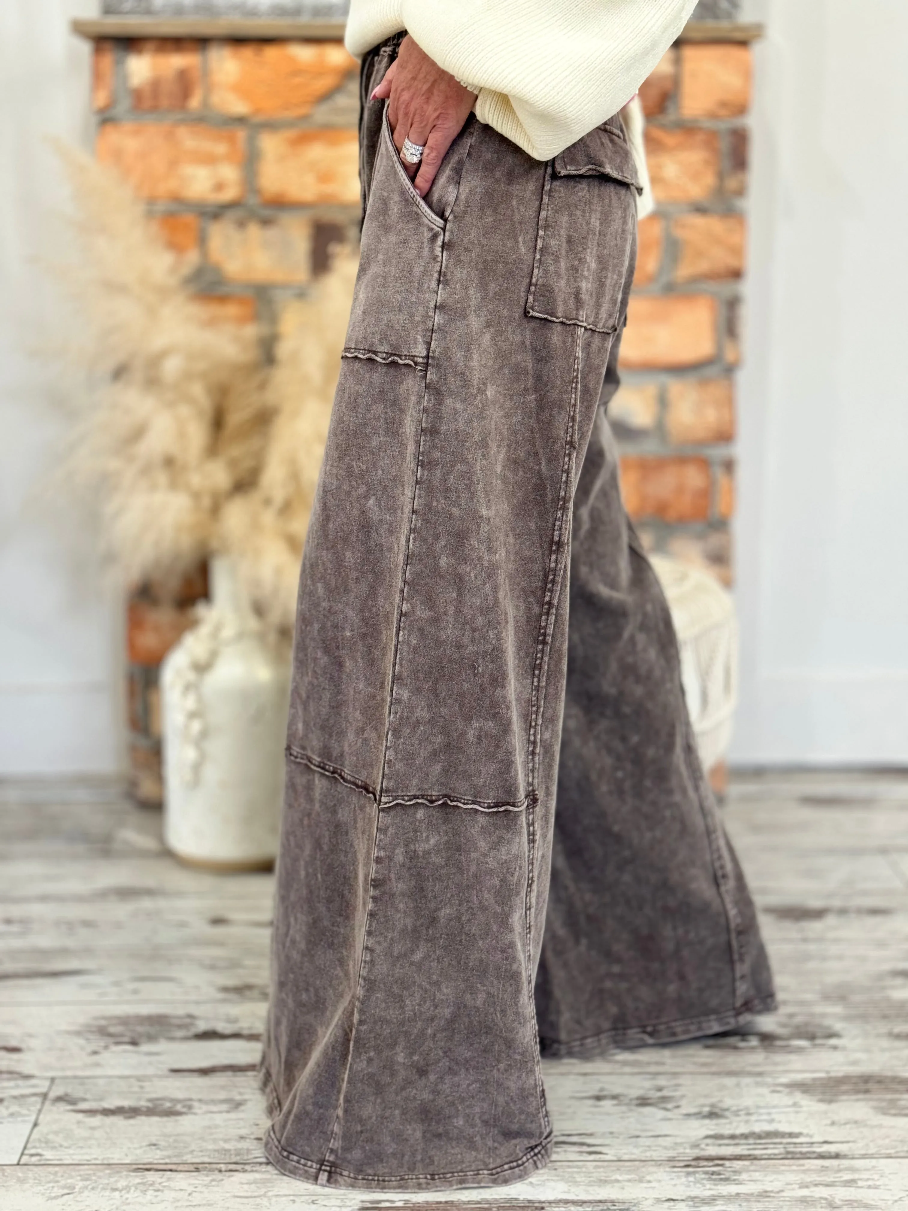 Washed Cargo Wide Leg Comfy Pants in Mocha