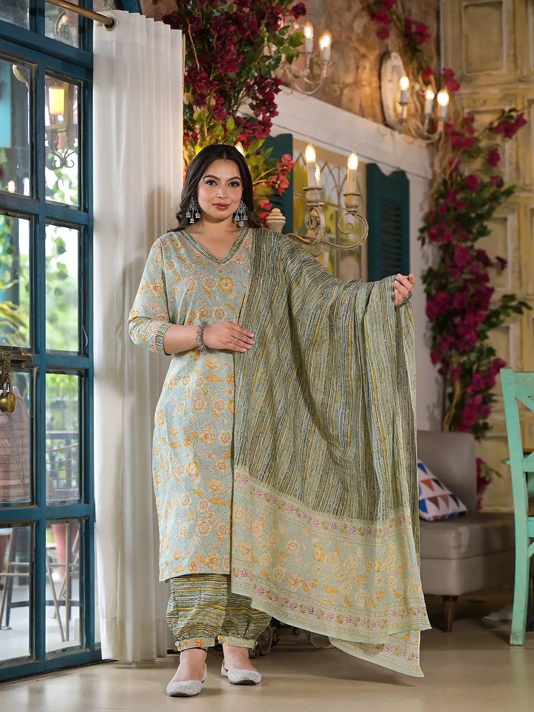 Women Plus Size Sea Green Pure Cotton Kurta Set With Dupatta