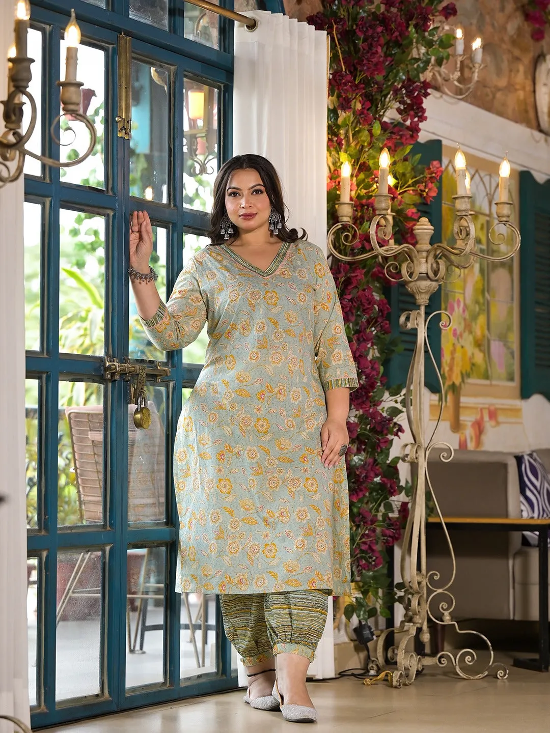 Women Plus Size Sea Green Pure Cotton Kurta Set With Dupatta